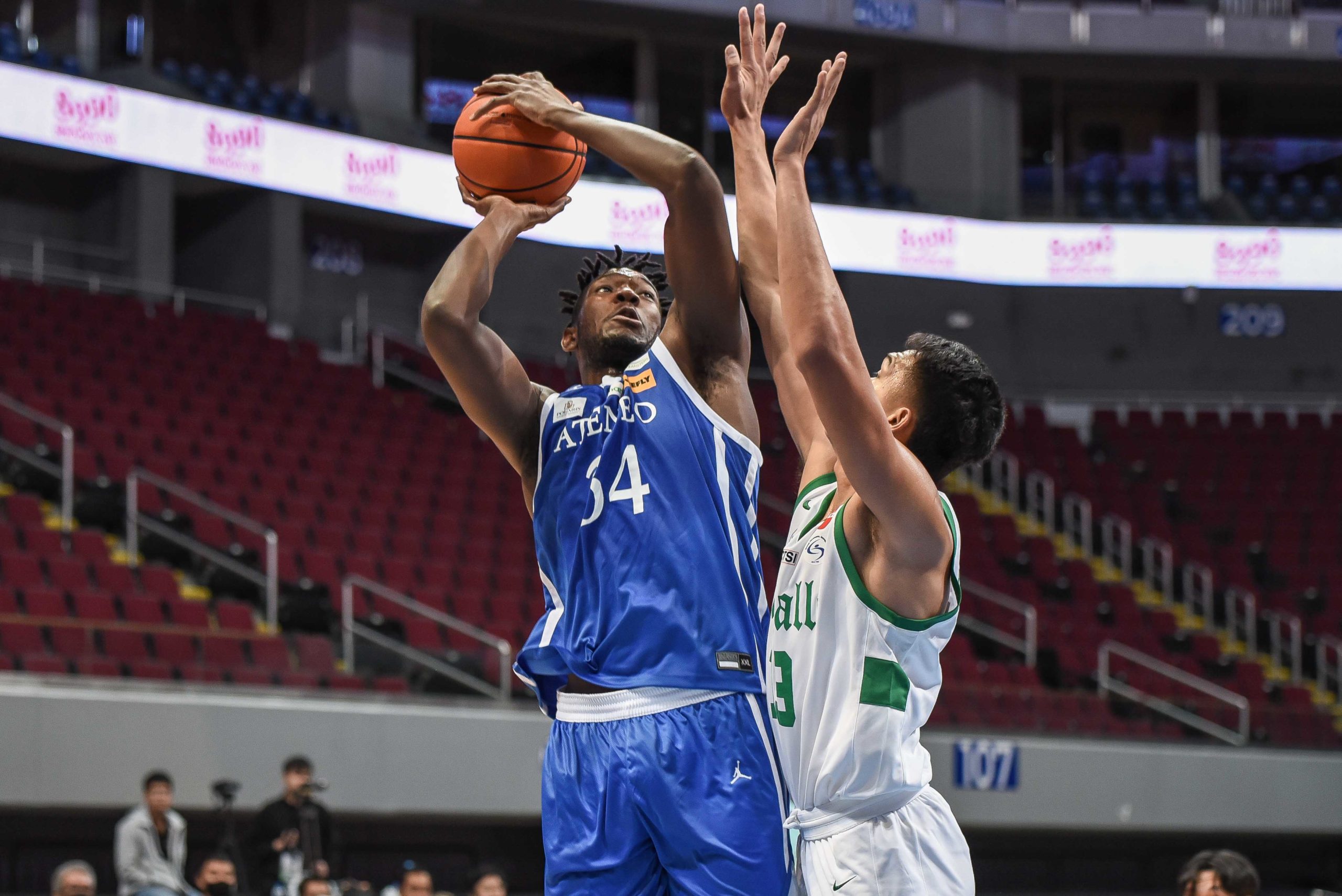 Bakbakan ng magkaribal: DLSU Green Archers, bigong makaalpas sa mga kamay ng ADMU Blue Eagles