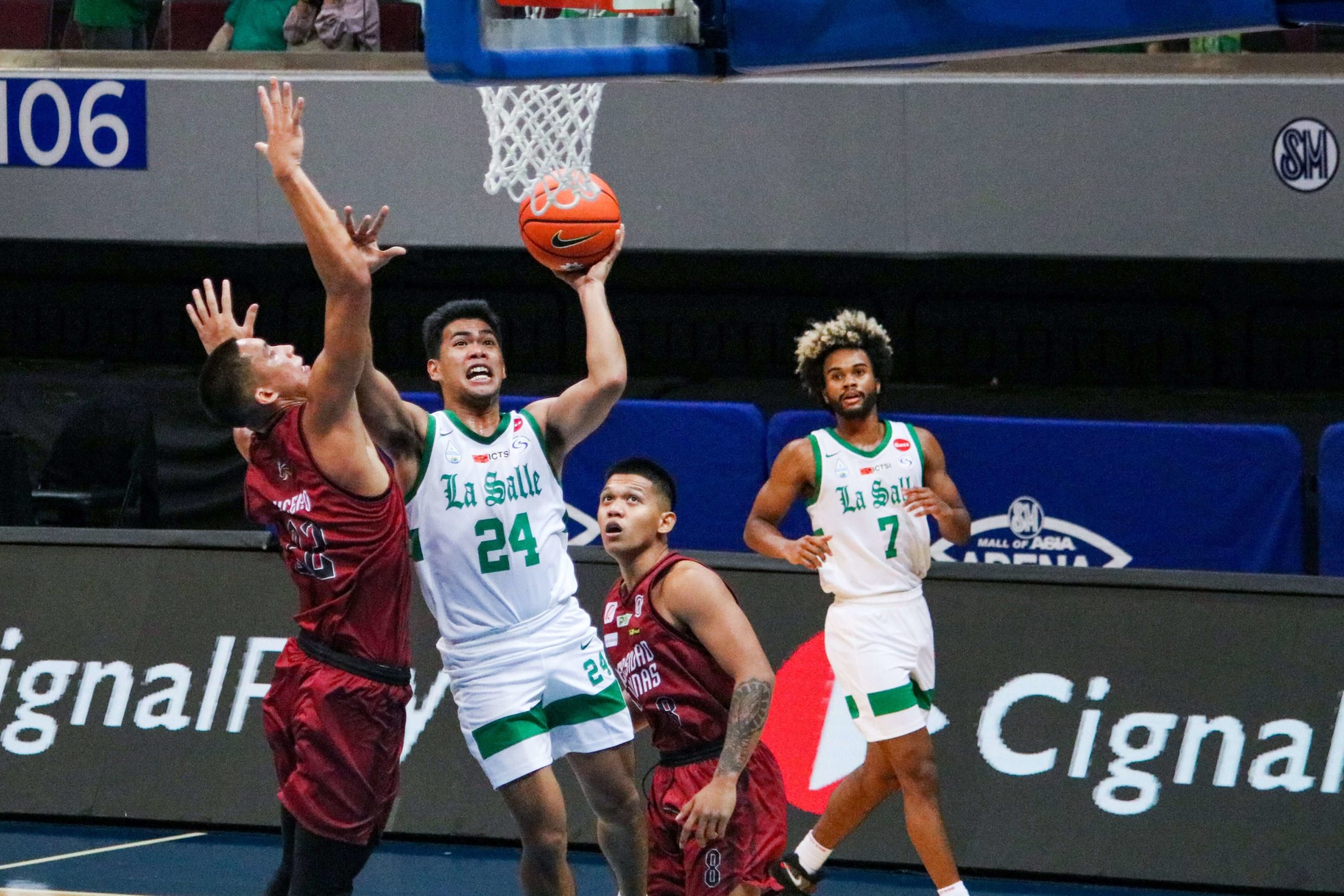 Naudlot na momentum: DLSU Green Archers, bigong makaarangkada kontra UP Fighting Maroons