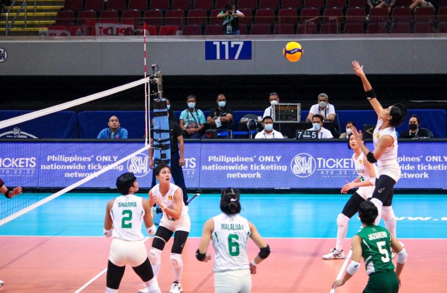 Mahigpit na kapit: DLSU Lady Spikers, waging patumbahin ang UP Fighting Maroons!