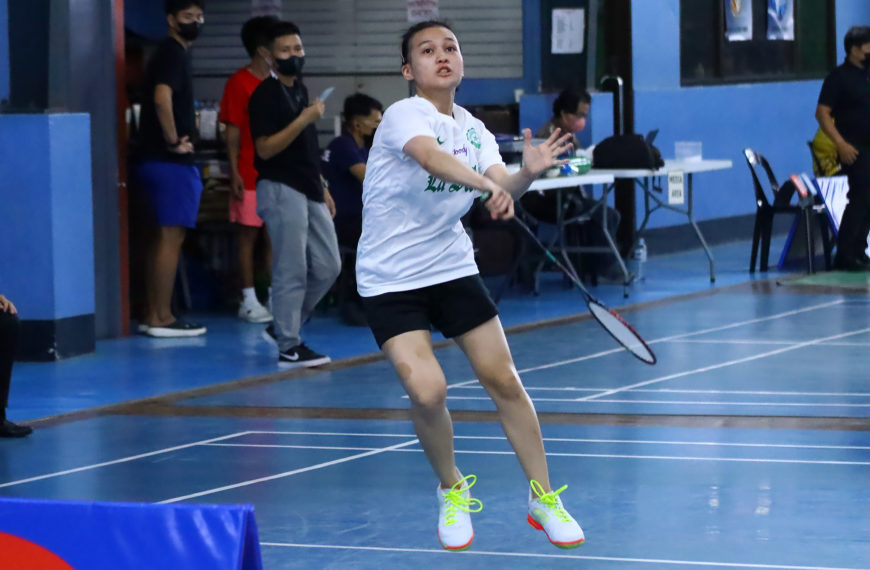 Green Shuttlers, bigo pa ring makasungkit ng panalo; Lady Shuttlers, nilatay ng UP Fighting Maroons