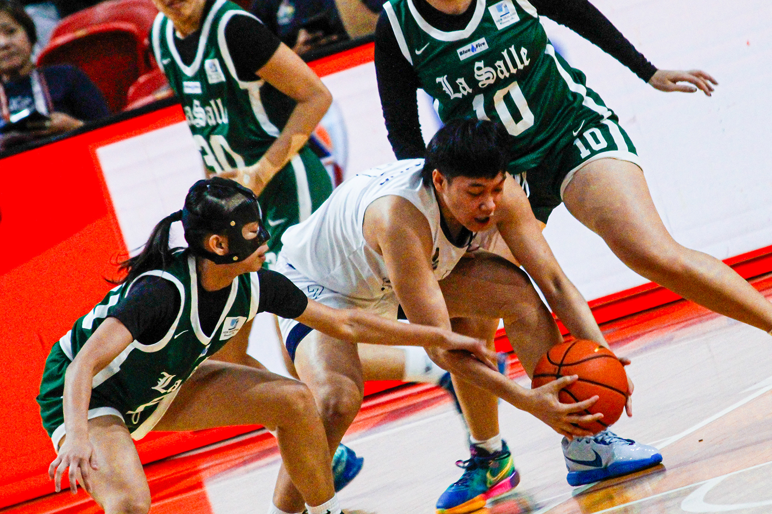 Lady Archers, bigong mapuruhan ang pakpak ng Lady Falcons