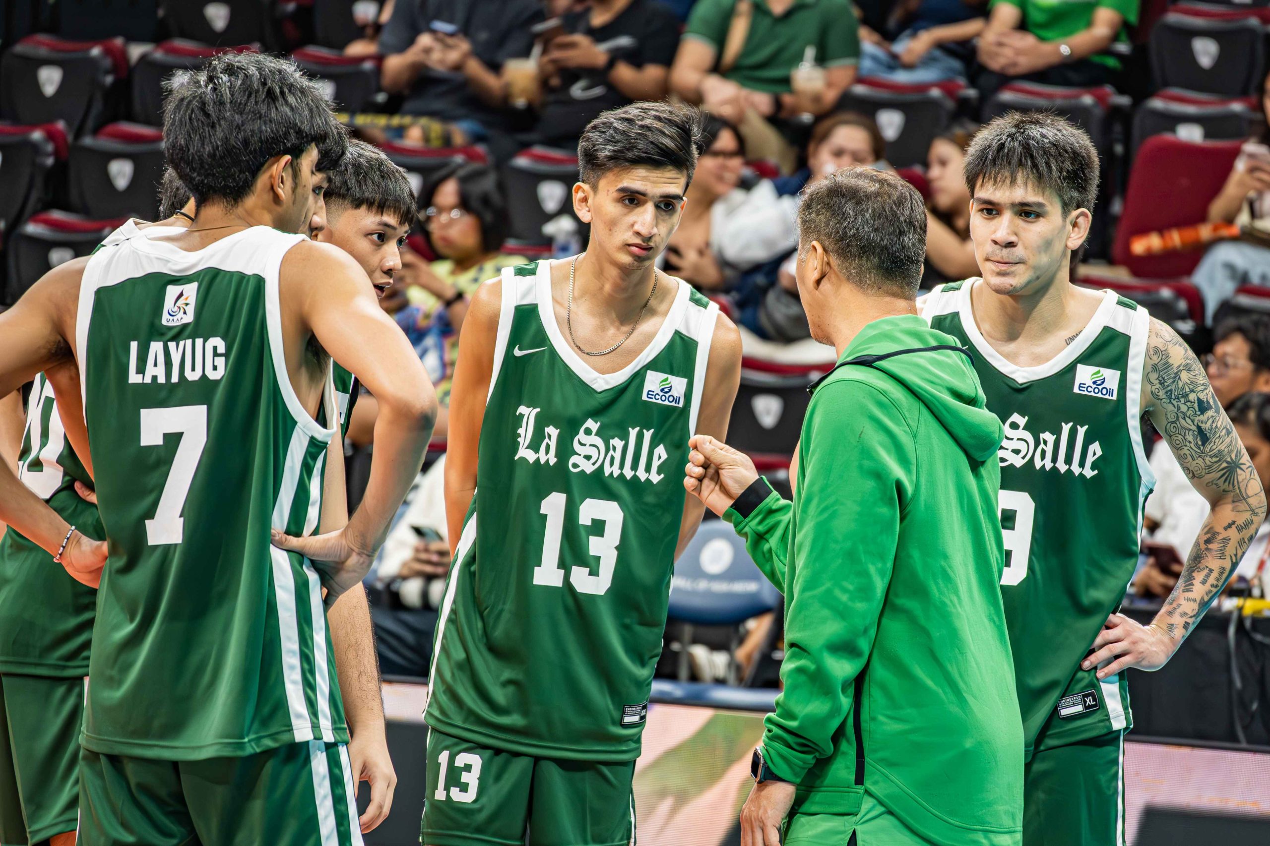 Green Spikers, lumupaypay sa sakmal ng Bulldogs