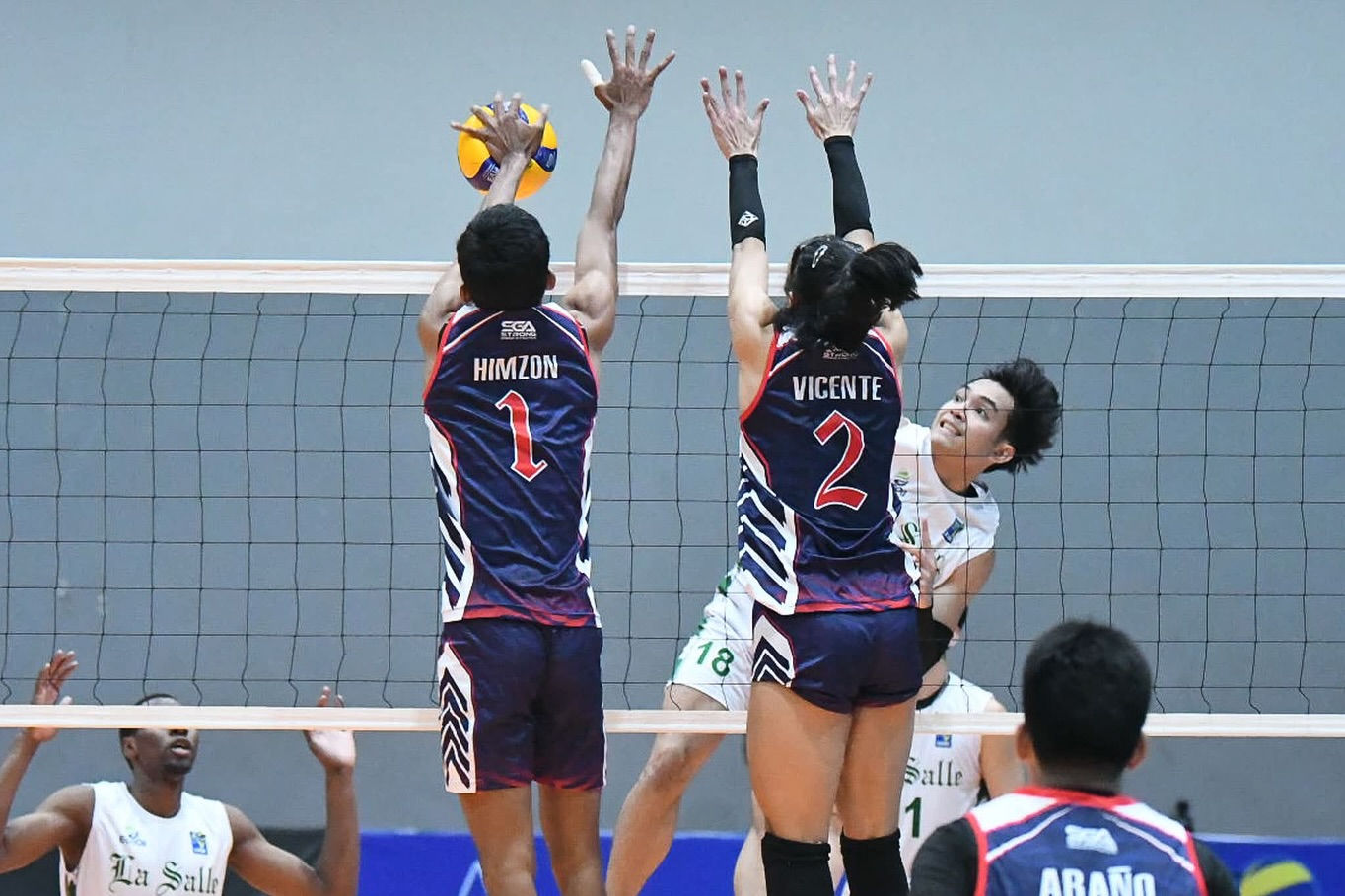 Green Spikers, nanalasa kontra Letran Knights