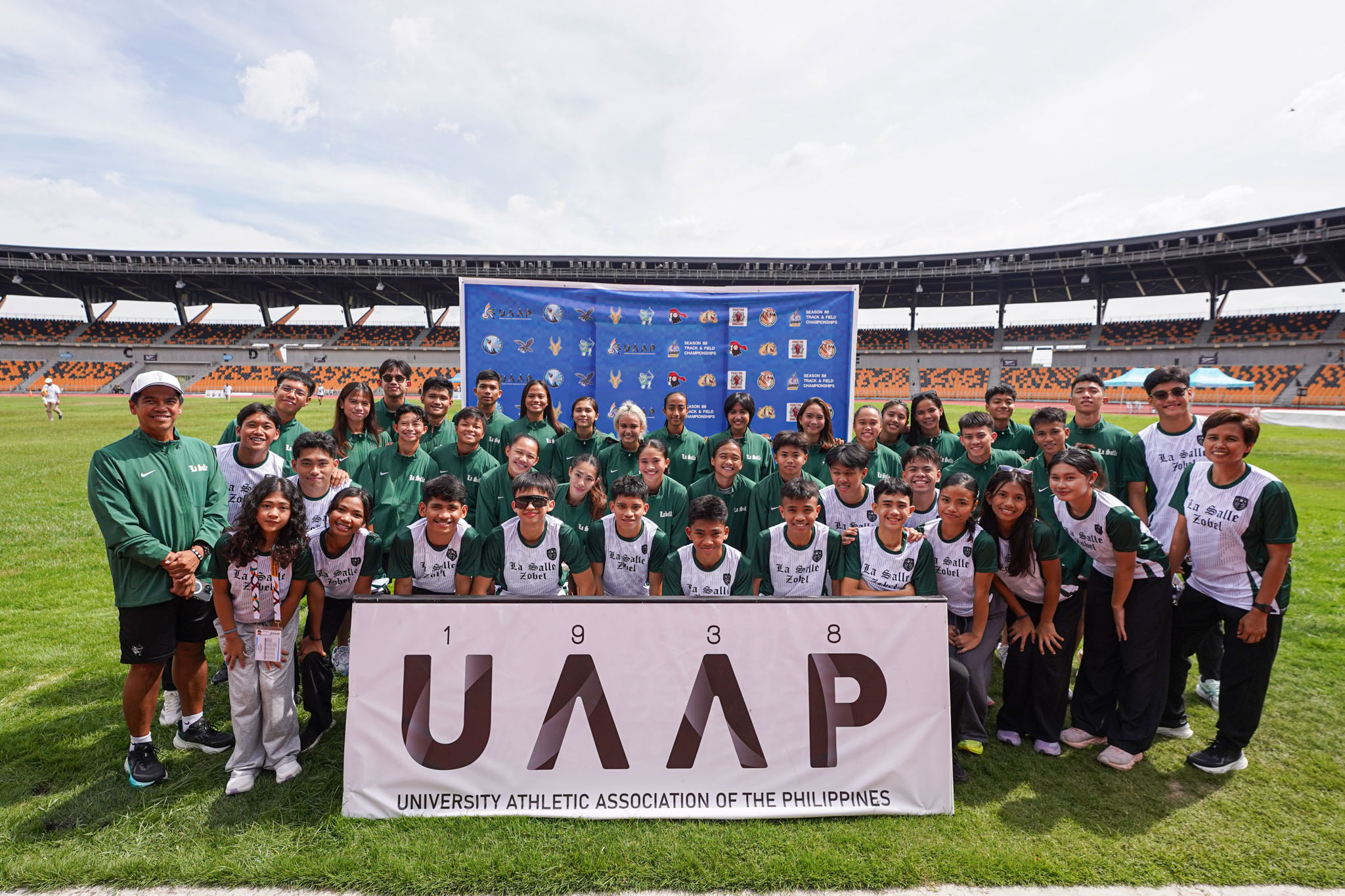 TRACK-strikes: Lady at Green Tracksters, bumagtas sa magkabilang dako ng UAAP Athletics Tournament
